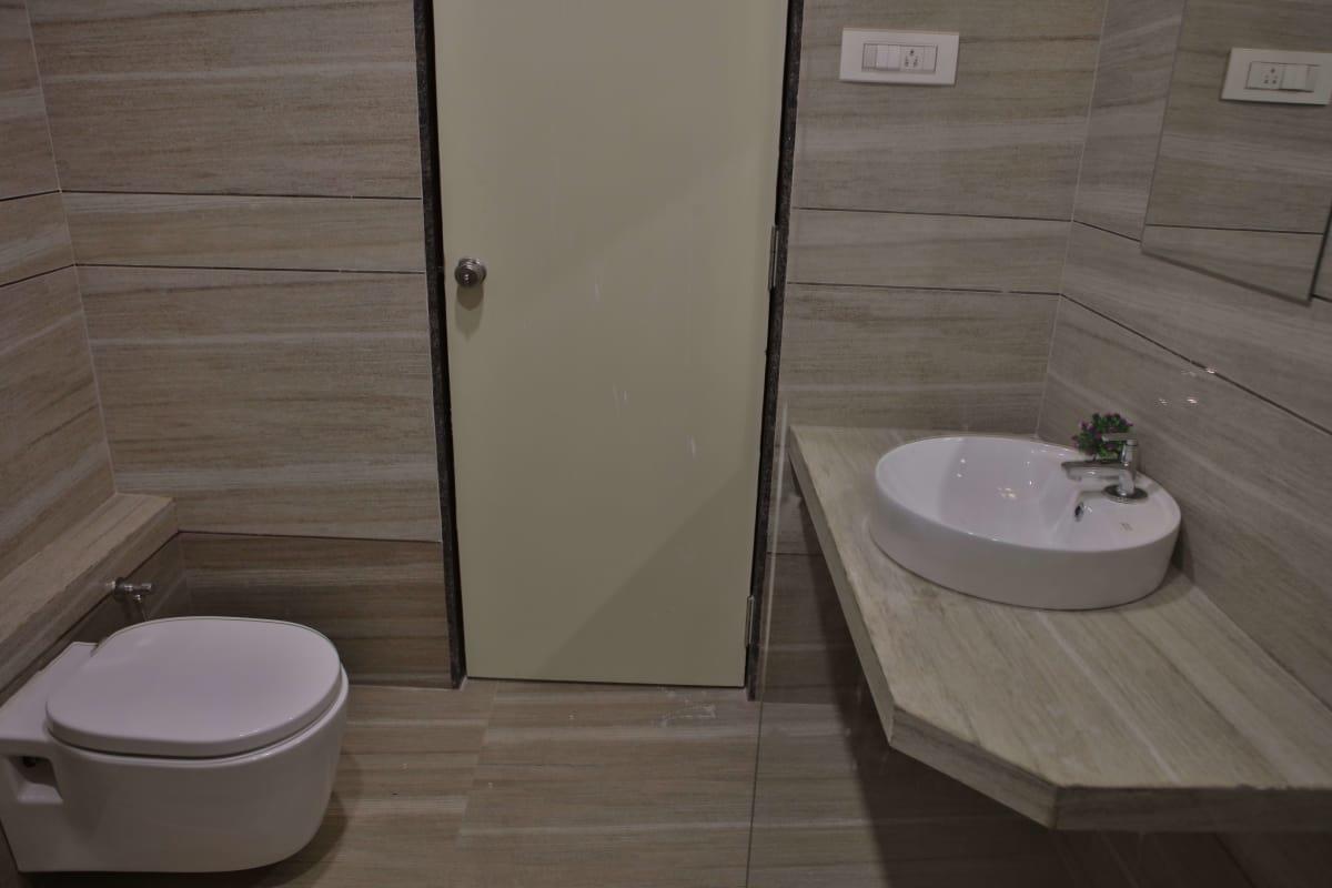 Hotel K P Pride Jalgaon Екстер'єр фото