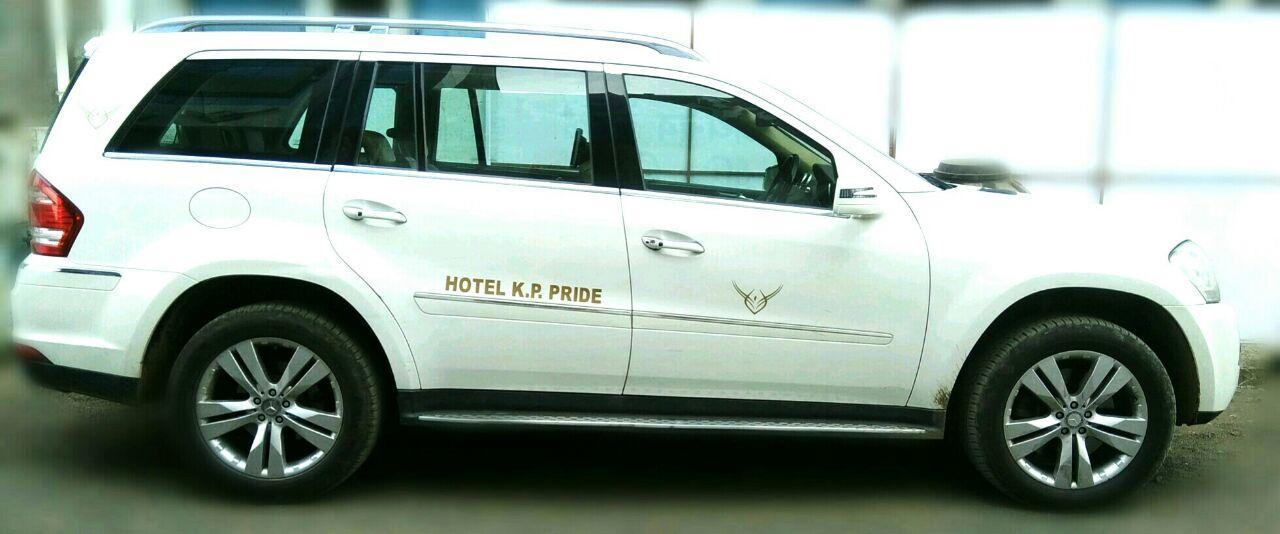 Hotel K P Pride Jalgaon Екстер'єр фото